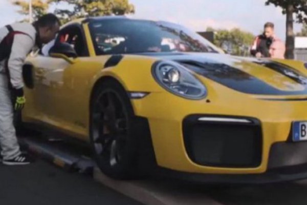 <p>Conoce el Porsche que batió el récord mundial de velocidad de Lamborghini</p>