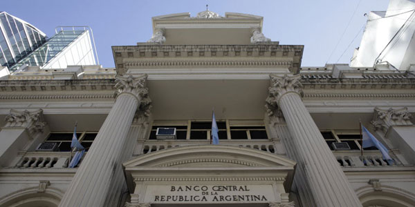 Argentina coloca por primera vez un bono en euros a 30 años de vencimiento