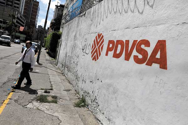 Moody´s rebaja la calificación de Pdvsa por incumplimiento de pagos