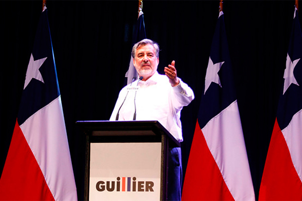 Con guiños a la Concertación y duras críticas a Piñera, Guillier presentó su programa de gobierno
