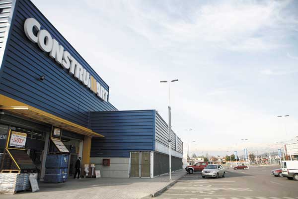 Ex ejecutivo de Sodimac es parte de fondo de LarrainVial que compra Construmart