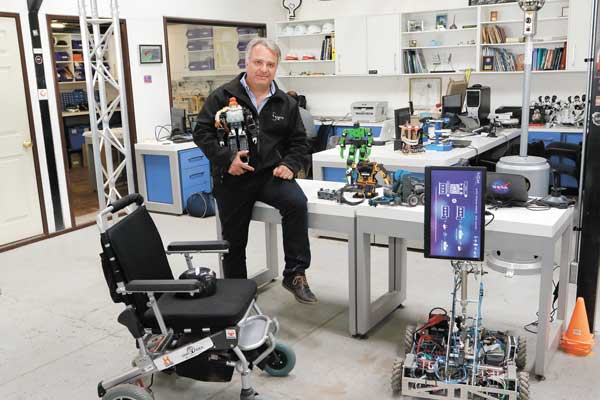 Overmind, la silla de ruedas que se controla con la mente
