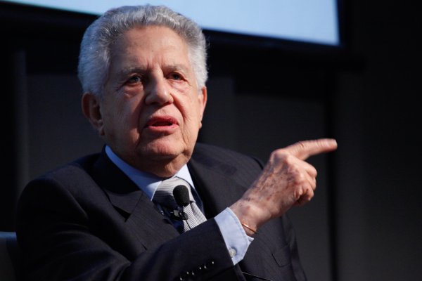 Massad: “(Chile requiere) ir a formas semi-presidenciales de gobierno”