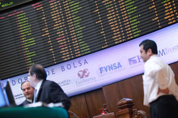 Toma de utilidades lleva a las bolsas de la región a fuertes caídas en últimos días