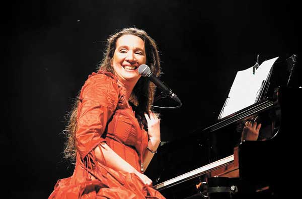 Dulce Ponte vuelve al Nescafé de las Artes
