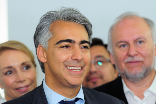 ME-O: "Llamo a votar por Guillier para frenar a Piñera"