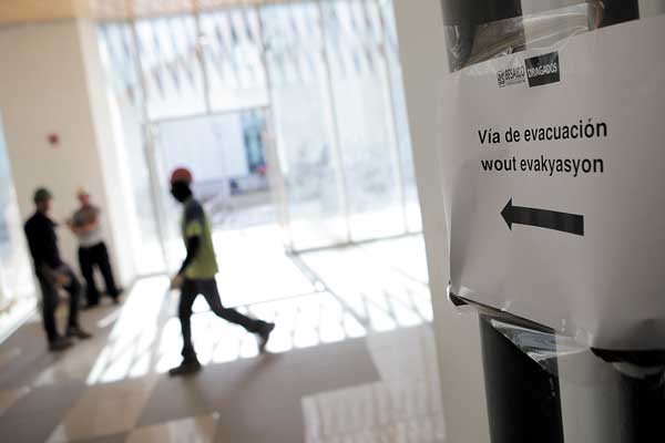El creolé, la segunda lengua en la construcción