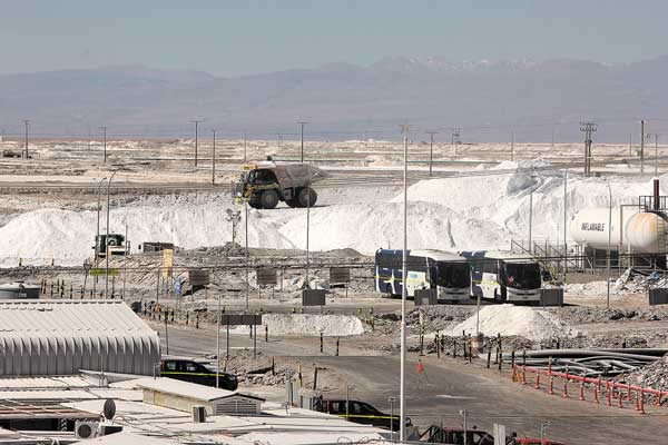Carrera por 32% de PCS en SQM en recta final: mercado apuesta por angloaustraliana Rio Tinto