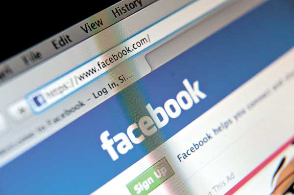 Facebook expandirá uso de inteligencia artificial para evitar suicidios