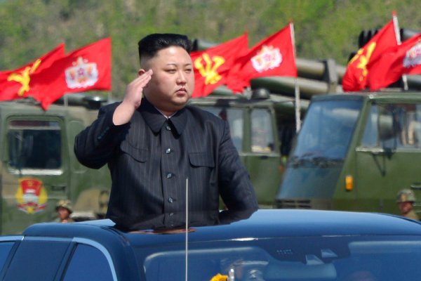 Corea del Norte lanza un nuevo misil balístico y Seúl responde con simulacro