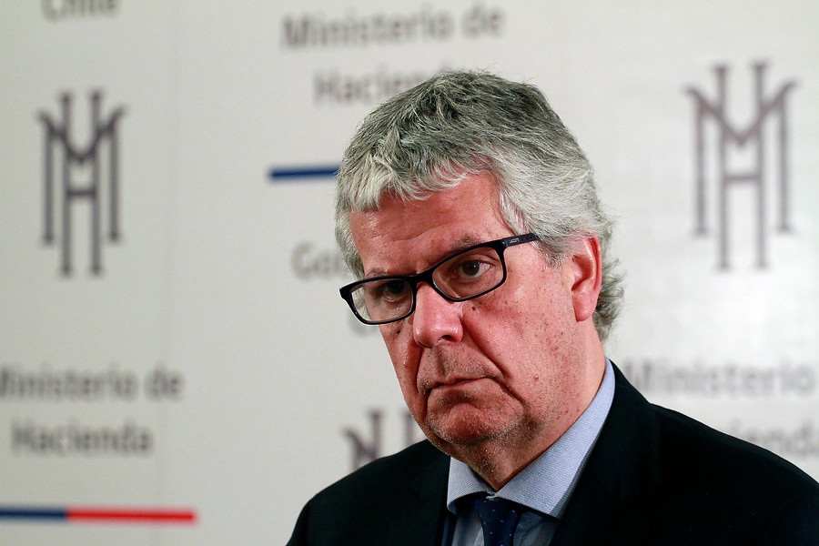 <p>Eyzaguirre y despacho del Presupuesto: “Se aprueba la gratuidad en educación para el sexto decil, ya no hay dos opiniones en ese sentido”</p>