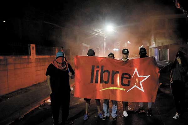 Honduras: conteo final favorece a Hernández y oposición lo rechaza