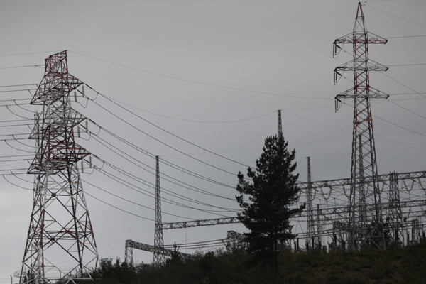 <p>Aguas Andinas adjudica contrato de energía a AES Gener en base a ERNC</p>