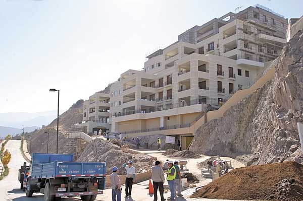 Desistimientos a la baja y menor stock anticipan un 2018 de crecimiento para la construcción