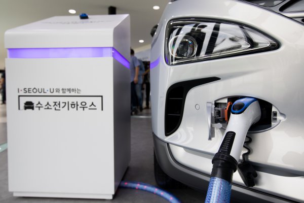 Casi la mitad de los autos en Chile se moverían con electricidad a 2050