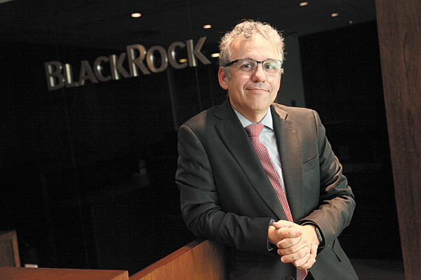 Mercado estima que la bolsa podría abrir con fuerte alza y el dólar con potente baja