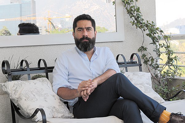 Cristóbal Bellolio: “Con el gran acuerdo, Piñera se anticipa a un escenario de gobernabilidad complejo”