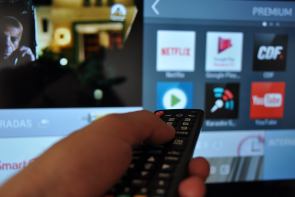 Chilenos privilegian la calidad de imagen de un Smart TV por sobre el precio