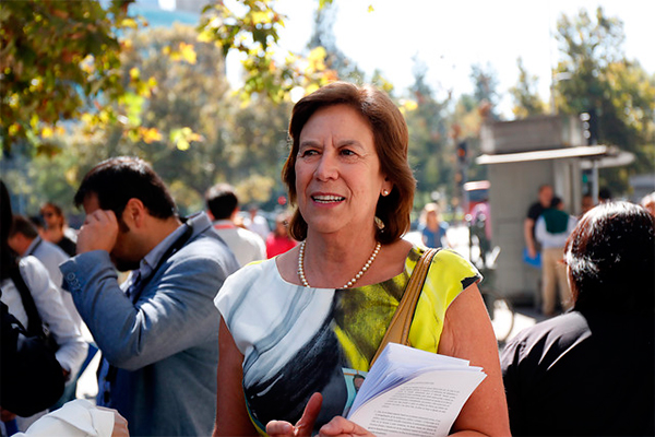 Mariana Aylwin dice sentirse más identificada con Chile Vamos y hace arder las redes sociales
