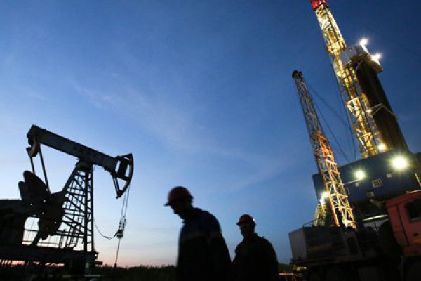 Petróleo supera la barrera de los US$ 70 por barril por primera vez en más de tres años