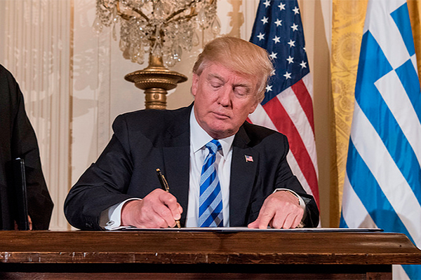 El Salvador envía nota de protesta a EE.UU. por expresiones de Trump