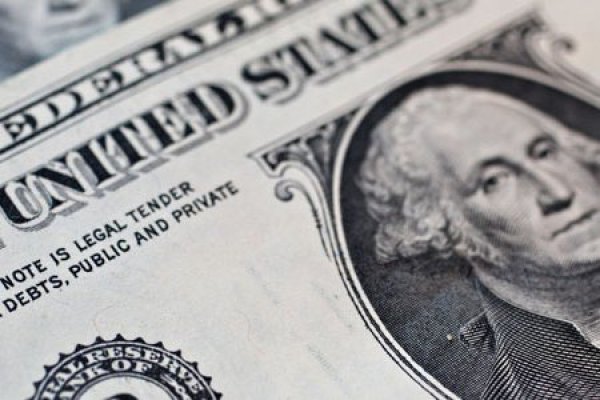 Dólar llega a su menor nivel en tres años: ¿qué está pasando?