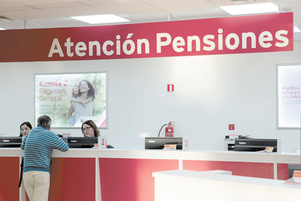 NM pide retirar urgencia a proyectos de pensiones