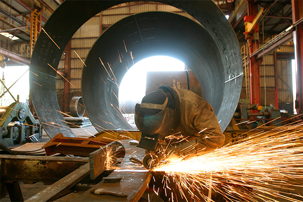 FMI eleva cálculo de crecimiento de Chile en 2018: será una de las economías más dinámicas de la región