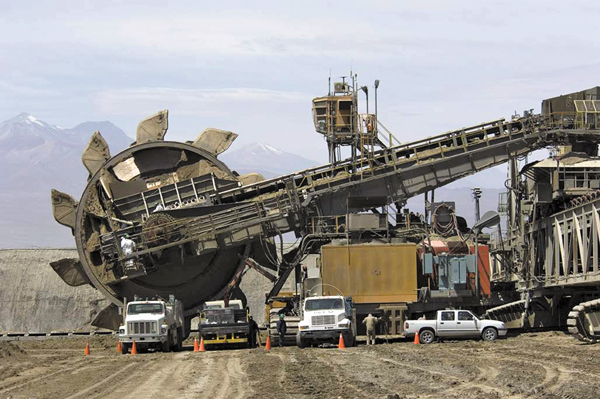 Freeport evalúa activar millonaria ampliación de El Abra por mejor precio del cobre