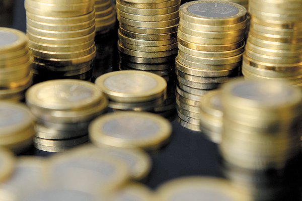 Peso mexicano es el que más se ha apreciado frente al debilitado dólar este año