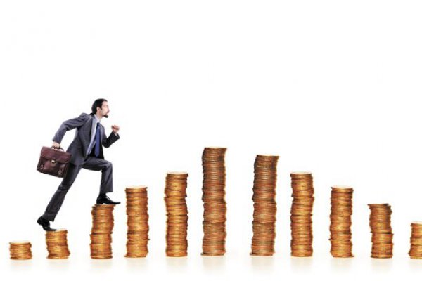 Más actividad en la región impulsará aumento de los salarios en Chile este año