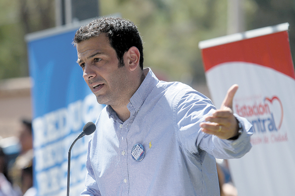 Concejales preparan ofensiva contra alcalde Delgado por guetos verticales