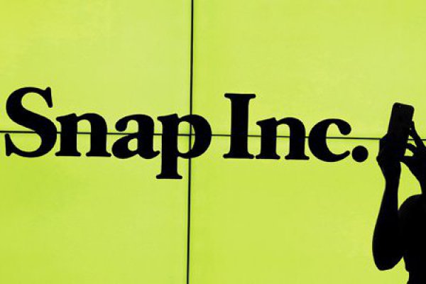 Snap da la pelea a Instagram y usará datos para atraer a "estrellas digitales"