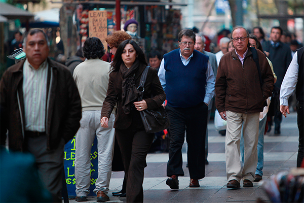 Hombres de 35 a 55 años y de rentas altas le cambian la cara al fondo A