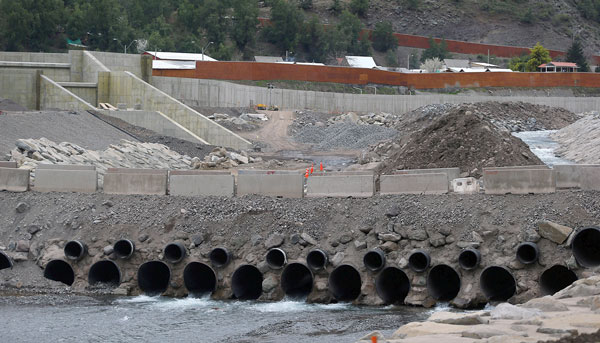 <p>AES Gener concretaría fuerte reducción de personal tras reorganización regional</p>