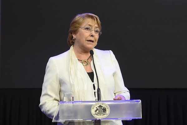 Presidenta Bachelet confirma que enviará proyecto que crea una nueva Constitución antes de que finalice su mandato