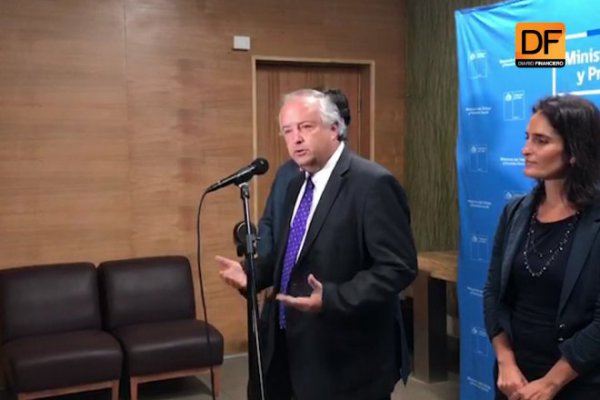 <p>Ahora en DF: Reunión entre la actual ministra de Trabajo y Previsión Social con futuro representante de la cartera</p>