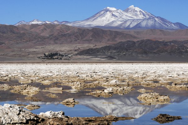 Títulos de SQM repuntan al final de la sesión tras una negativa semana