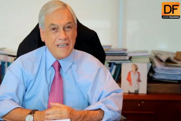 <p>Ahora en DF: Piñera presentó a los 54 nuevos gobernadores</p>