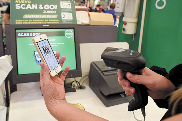 Jumbo sigue los pasos de Amazon Go: lanza su propia versión del supermercado sin filas ni cajeros