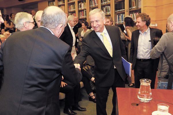 Felipe Larraín y la Ley de Bancos: “De todas maneras habrá continuidad”