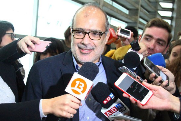 Exministro Valdés y propuesta de pensiones de Piñera: "Es más de lo mismo"