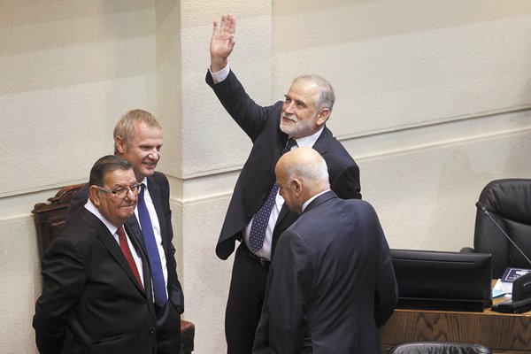 Dos socialistas liderarán el Congreso en la partida de la nueva administración