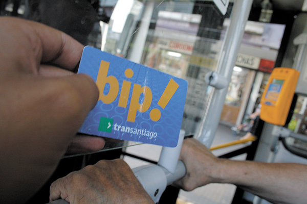 Transantiago: licitación del Administrador Financiero se abre a actores no bancarios