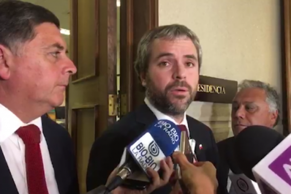 <p>Ahora en DF: Blumel se reúne con la presidenta de la Cámara de Diputados, Maya Fernández</p>
