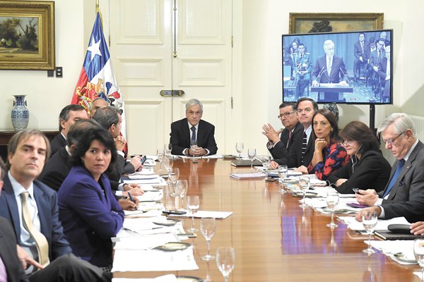 Fuego cruzado entre presidentes Piñera y Morales marca la primera jornada de alegatos en La Haya