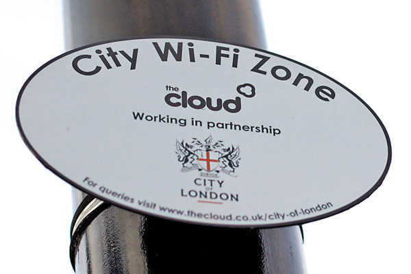 Europa invertirá en WiFi gratuito en lugares públicos