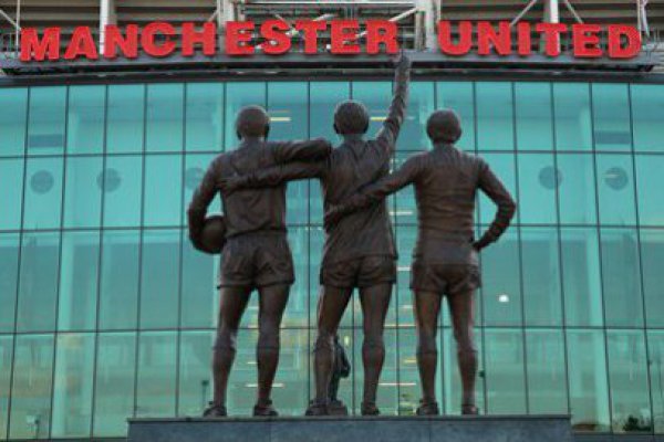 El Manchester United presenta solicitud para tener equipo femenino