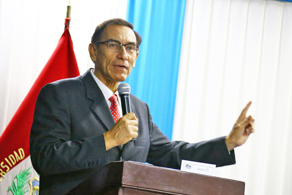 Empresarios ven efectos acotados por crisis política y valoran llegada de Vizcarra