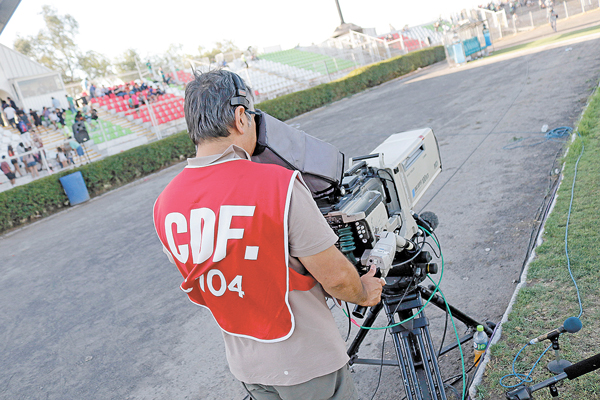 Fiscalía Nacional Económica abre investigación por compra de CDF